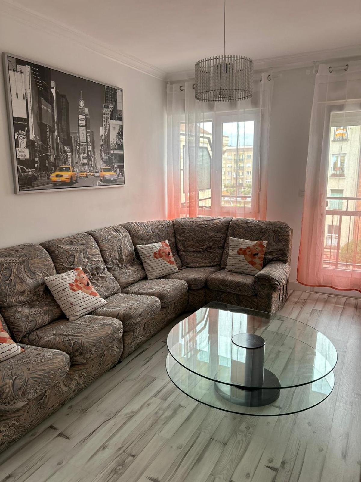 Apartamentos El Conde Santo Domingo De La Calzada Exterior foto